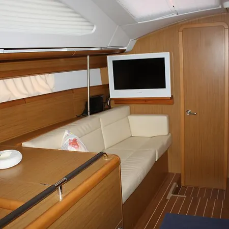 Great Sea - Great Yacht, Unique Experience Botel *